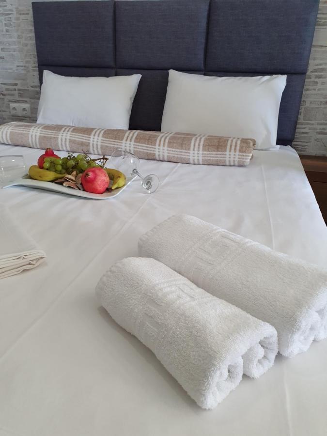 Sophia Seaview Suites & Restaurant Vrasná Dış mekan fotoğraf